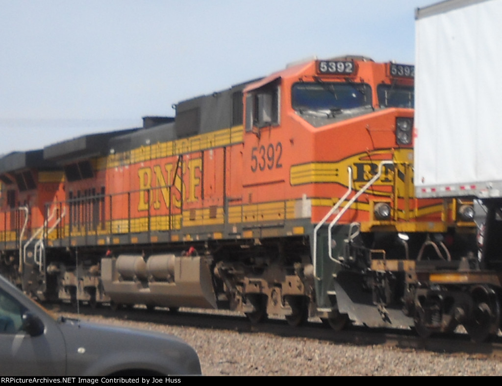 BNSF 5392